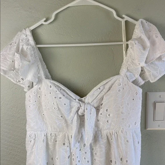 NEW Lilly Pulitzer "Lantana" White Eyelet Midi Dress Smocked Back Flutter Straps - Picture 6 of 8